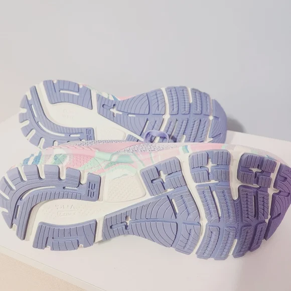 PASTEL Brooks Adrenaline GTS 22 EMPOWER Purple Pink 7.5 Running Shoes NWT Cute! - Picture 7 of 12